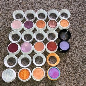 ColourpopSingleShockeShadows!Cleaned!DEAL in desc!
